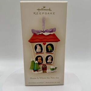 2008 Hallmark Keepsake Ornament Home Is Where The Pets Are Christmas Decor